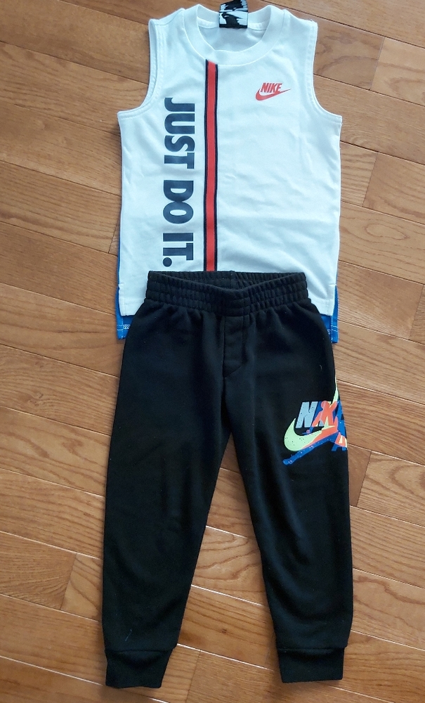 Super gorgeous Nike matching set - Picture 1 of 4